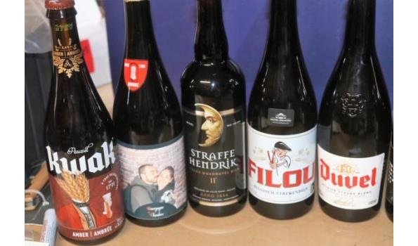 10 grote flessen diverse bieren